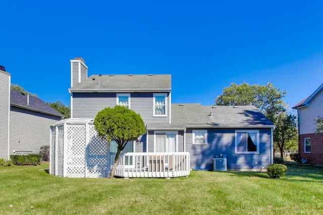 $3,300 | 141 Rumsey Place, Westmont, IL 60559