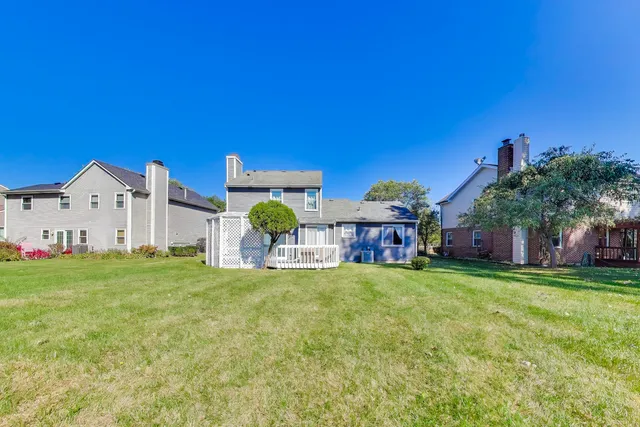 $3,300 | 141 Rumsey Place, Westmont, IL 60559