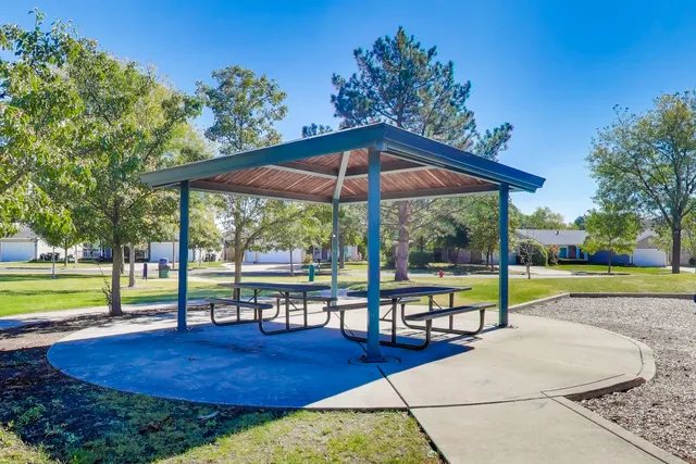 $3,300 | 141 Rumsey Place, Westmont, IL 60559