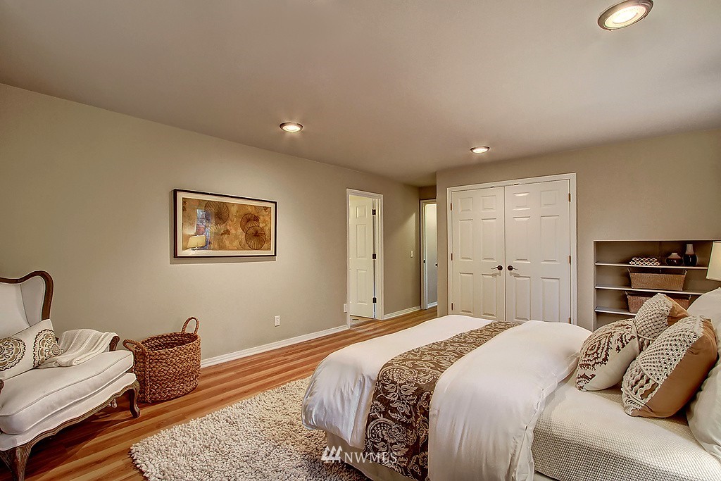 22909 Barker Road Bothell, WA 98021 - Photo 14 of 21
