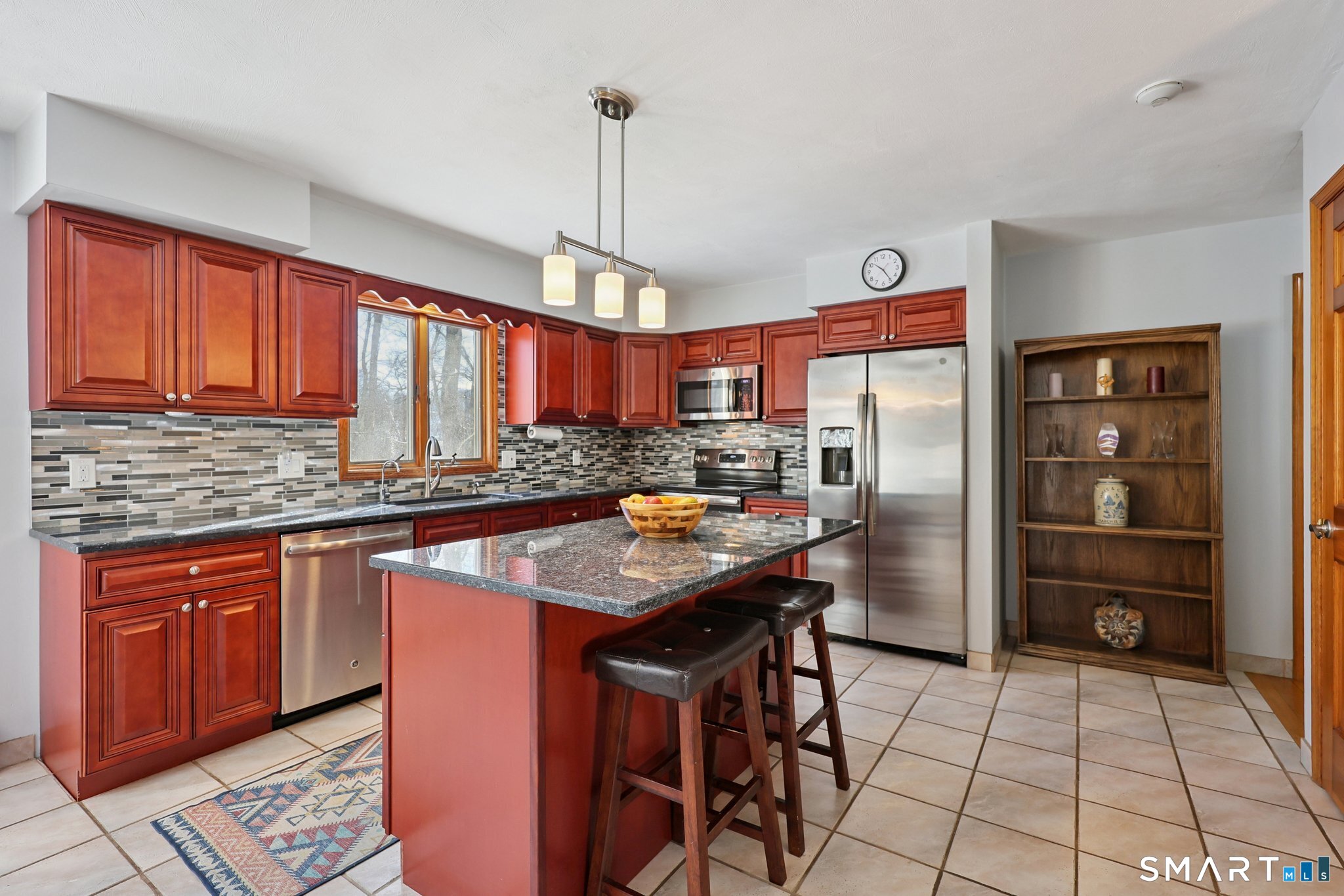 36 Bigelow Road New Fairfield, CT 06812 - Photo 7 of 37