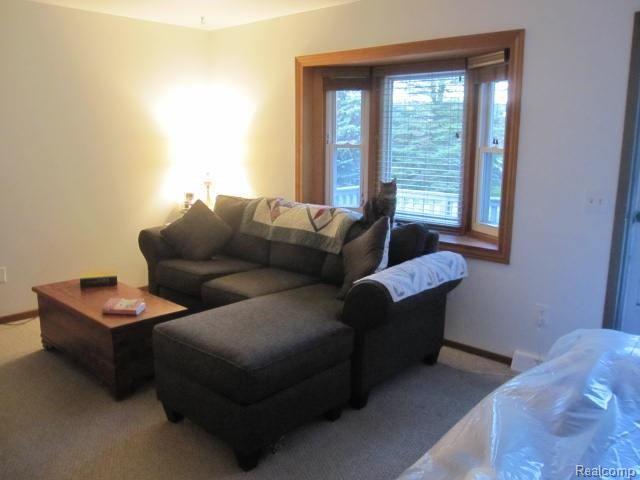 1159 Michigan Road Port Huron, MI 48060 - Photo 10 of 26 IMG_4202.JPG