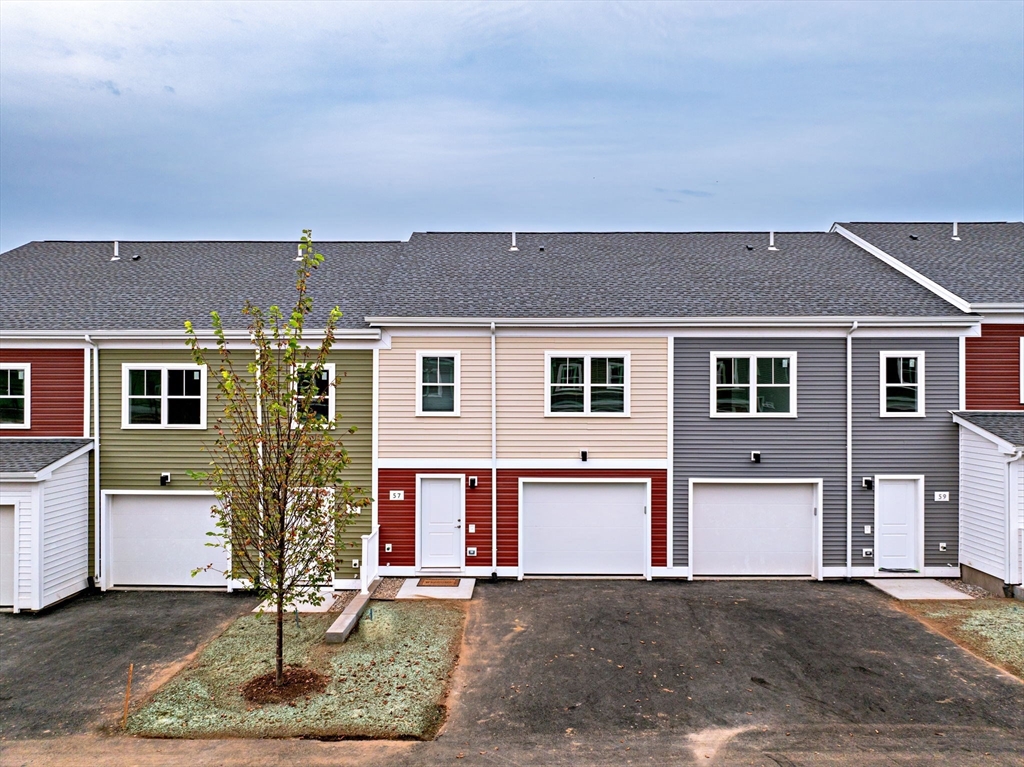 51 Morris Street, Unit 201 Springfield, MA 01105 - Photo 2 of 25 Gallery Image 2