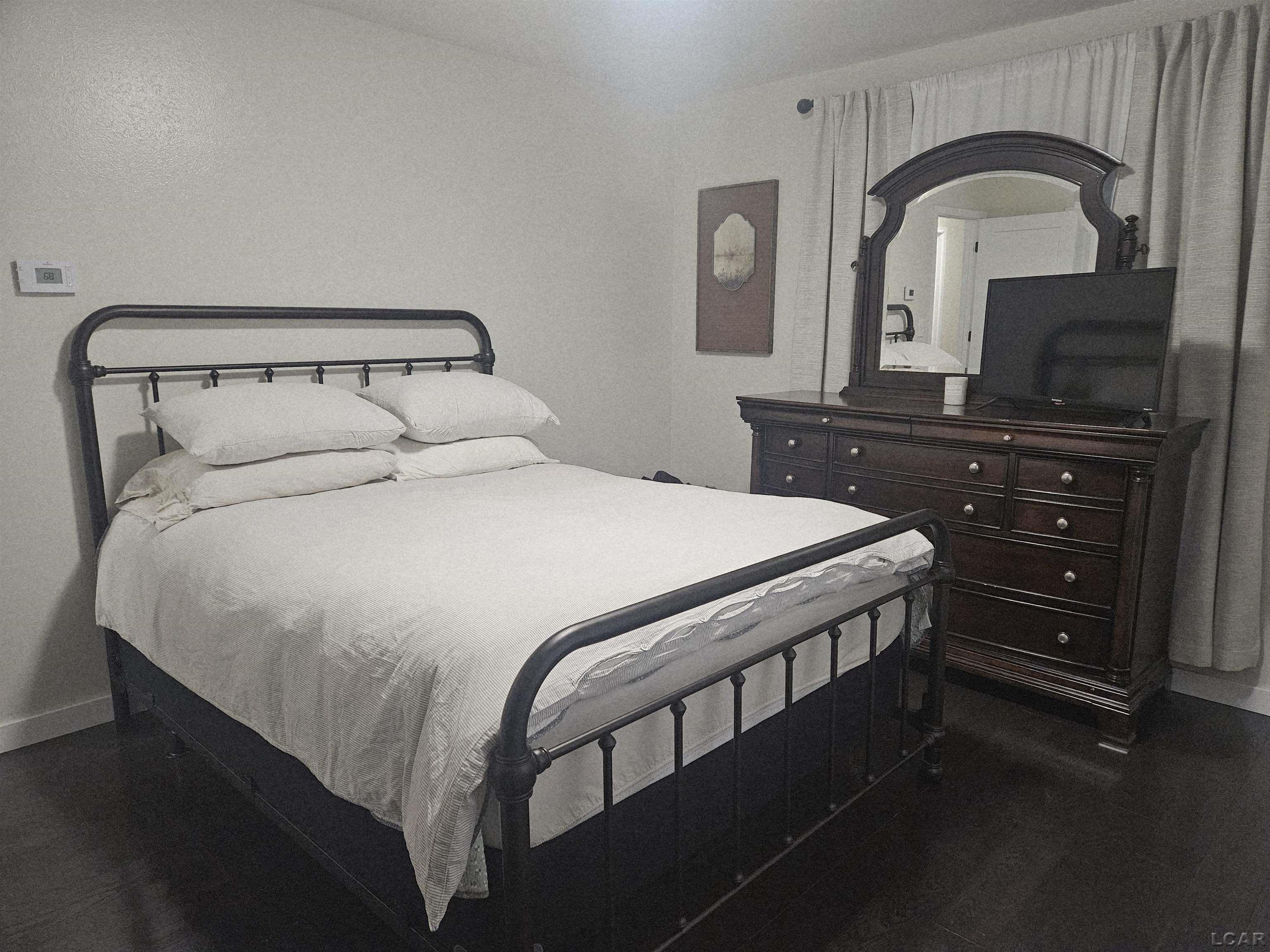 1114 Samaria Road Temperance, MI 48182 - Photo 17 of 31 MASTER BEDROOM