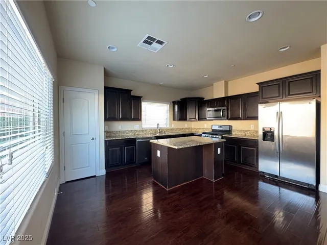 $2,250 | 2640 Courgette Way, Henderson, NV 89044