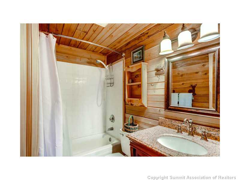 914 Range Road Breckenridge, CO 80424 - Photo 16 of 25 Bathroom.