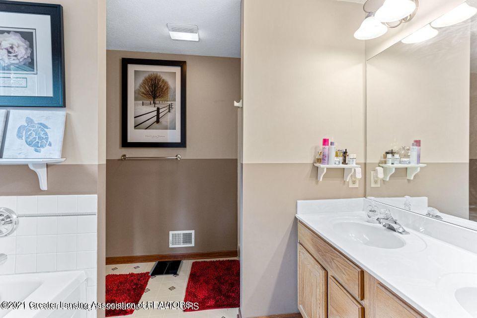 15218 Boichot Road Lansing, MI 48906 - Photo 19 of 35 14