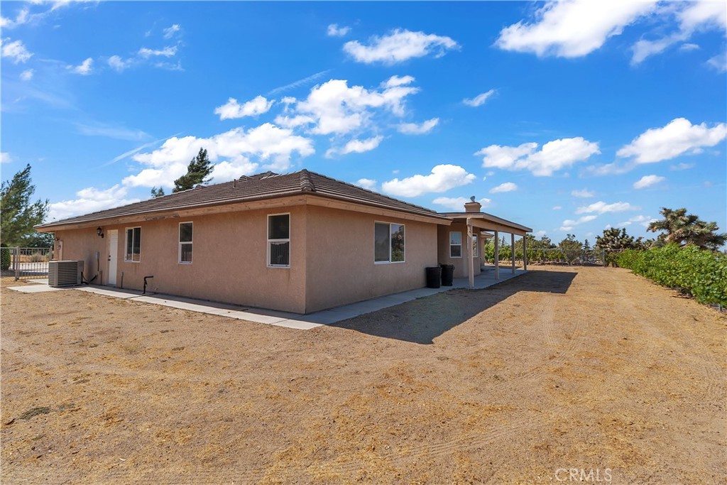 9379 Middleton Road Phelan, CA 92371 - Photo 31 of 36