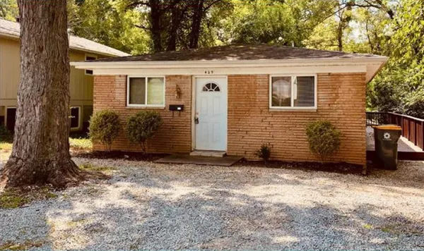 $1,800 | 429 North Clark Street, Bloomington, IN 47408