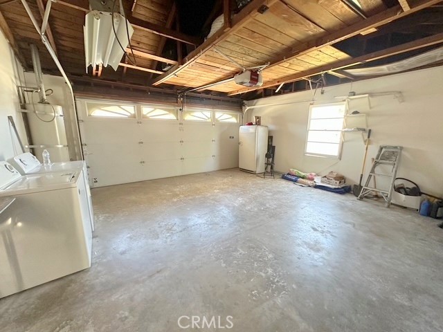 14722 Addison Street Sherman Oaks, CA 91403 - Photo 22 of 22 a view of a garage