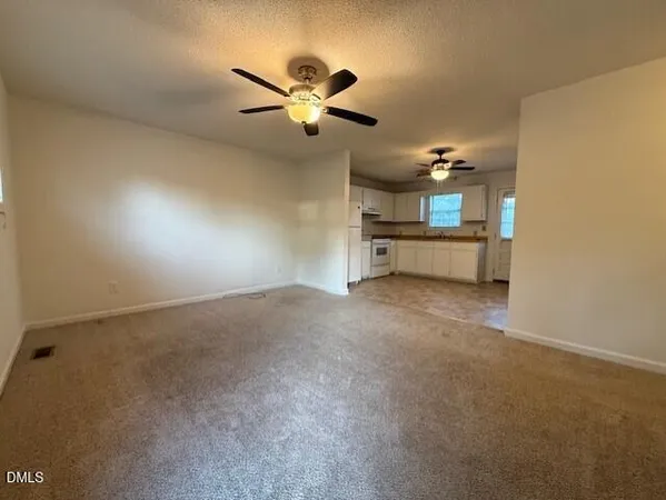 $1,225 | 735 North Main Street, Wake Forest, NC 27587