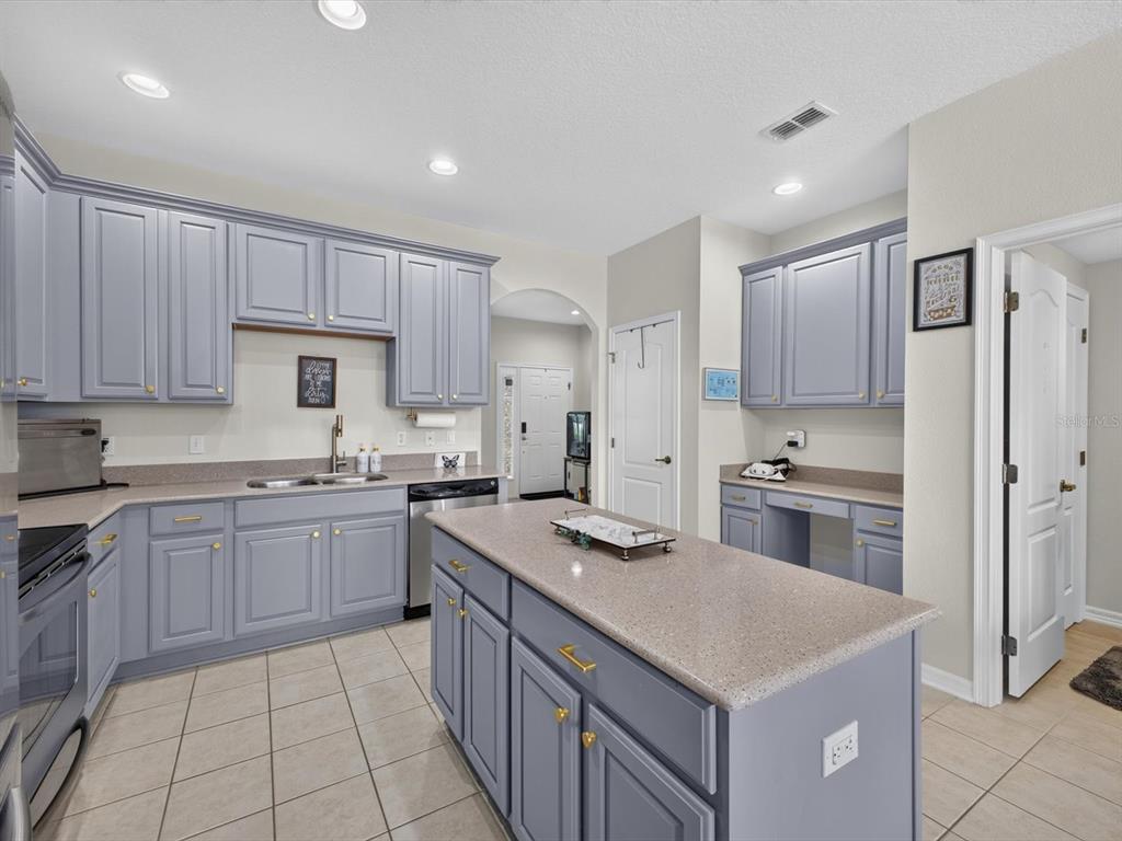 12988 Borland Street Windermere, FL 34786 - Photo 6 of 28