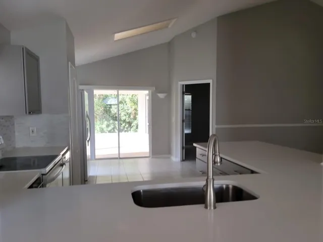 $420,000 | 938 Jadestone Circle, Orlando, FL 32828