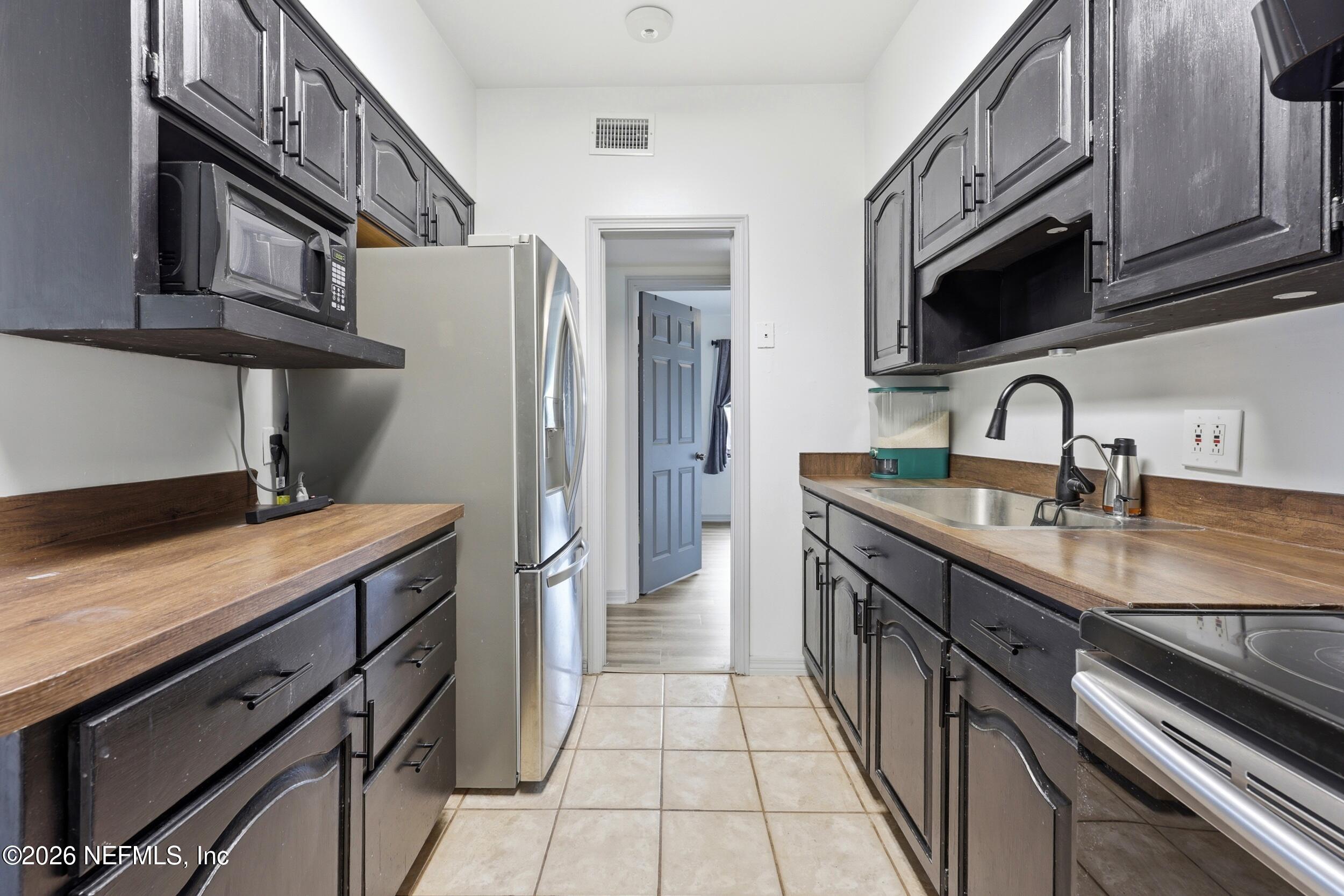 10552 Villanova Road Jacksonville, FL 32218 - Photo 13 of 29 13_the real estateographers_012