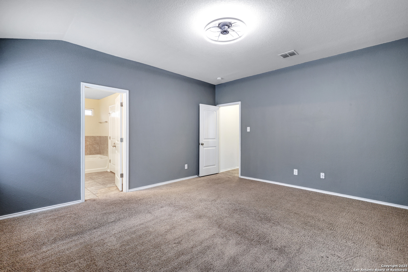 10550 Rhyder Ridge San Antonio, TX 78254 - Photo 14 of 22