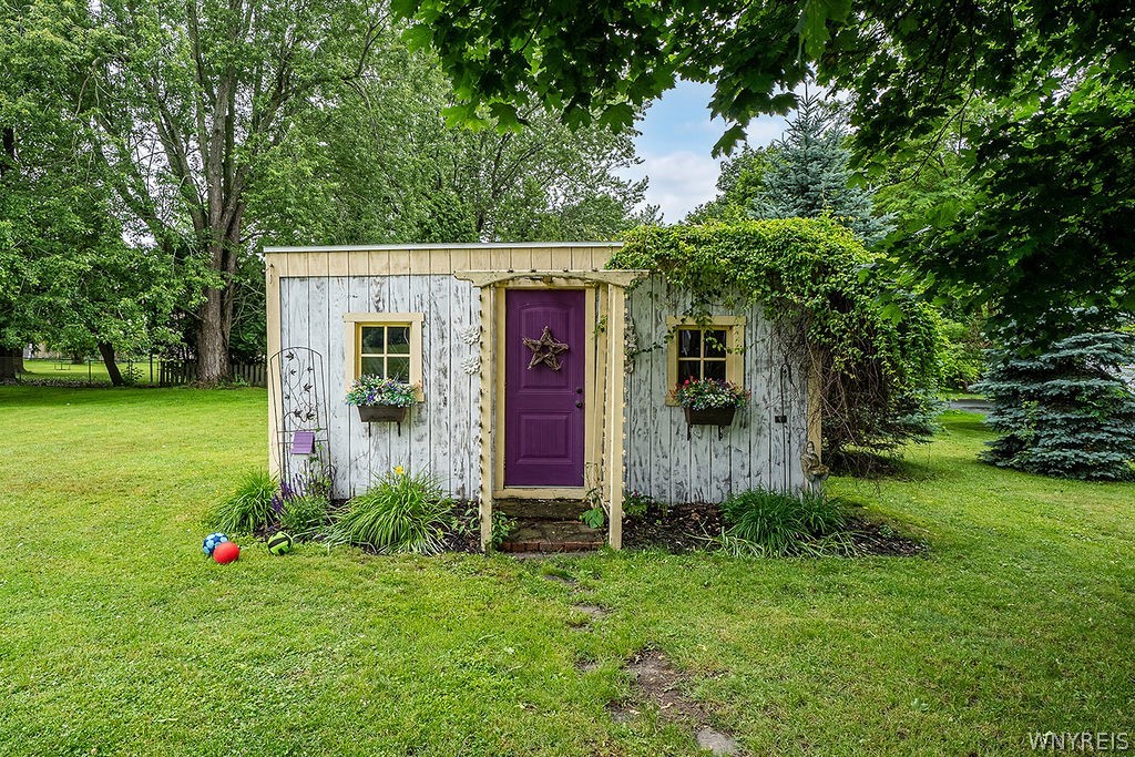 110 North Cayuga Road Amherst, NY 14221 - Photo 39 of 50