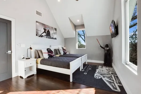 $8,500 | 1802 West 10th Street, Austin, TX 78703