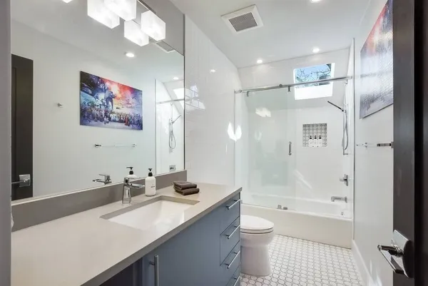 $8,500 | 1802 West 10th Street, Austin, TX 78703