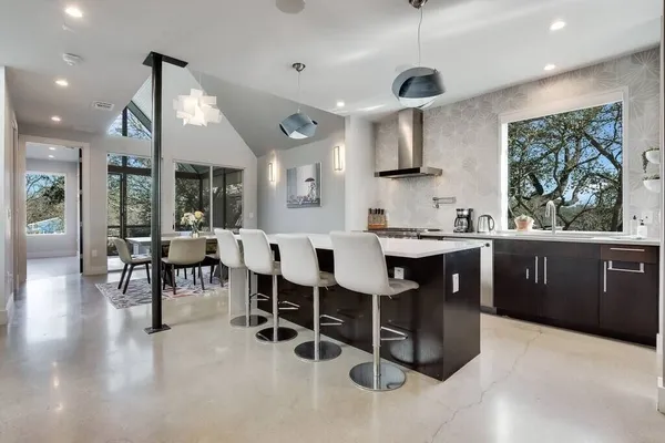 $8,500 | 1802 West 10th Street, Austin, TX 78703