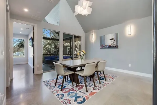 $8,500 | 1802 West 10th Street, Austin, TX 78703