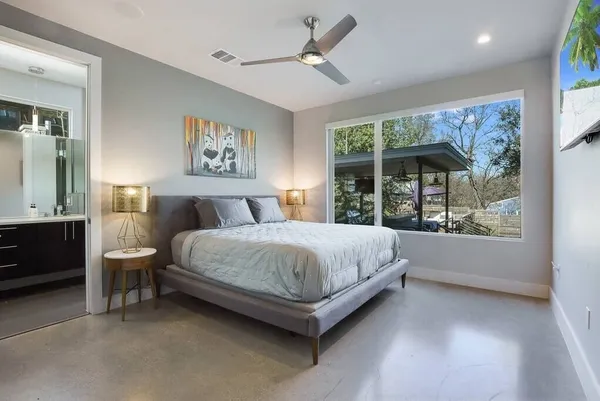 $8,500 | 1802 West 10th Street, Austin, TX 78703