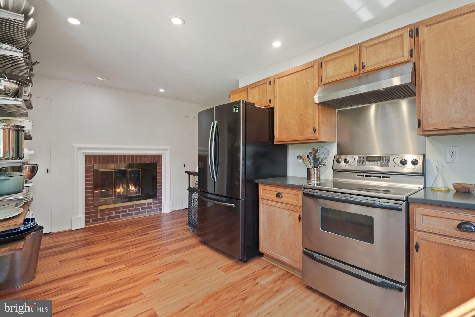 2003 Forest Dale Drive Silver Spring, MD 20903 - Photo 19 of 31 Kitchen (reverse view)
