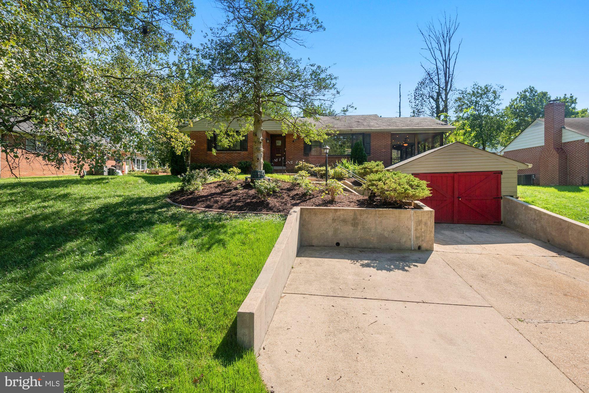 2003 Forest Dale Drive Silver Spring, MD 20903 - Photo 4 of 31 Exterior front