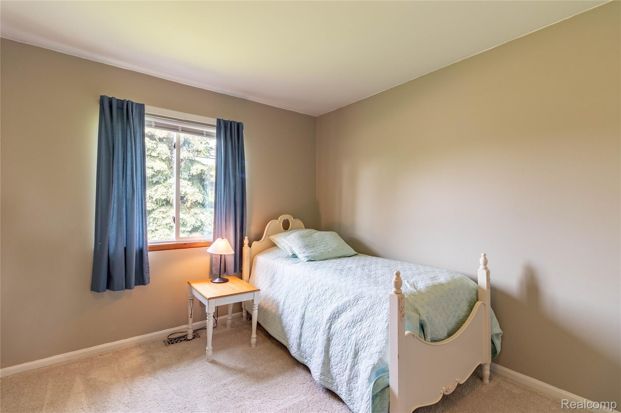 646 Decker Road Walled Lake, MI 48390 - Photo 16 of 39 Bedroom #2