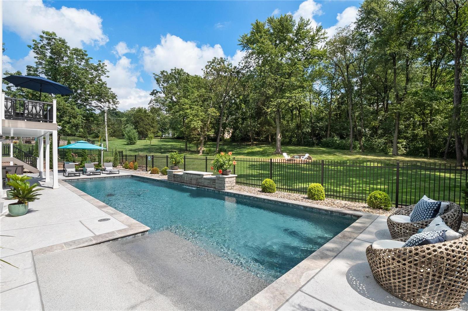 13 Georgetown Road Chesterfield, MO 63017 - Photo 3 of 62