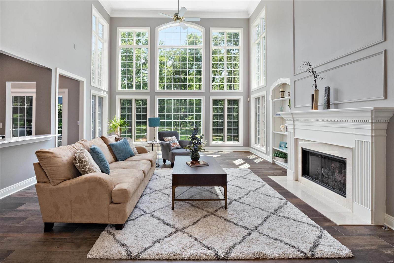 13 Georgetown Road Chesterfield, MO 63017 - Photo 7 of 62