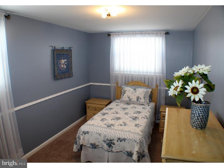 3429 Holyoke Road Philadelphia, PA 19114 - Photo 16 of 23 Bedroom 2