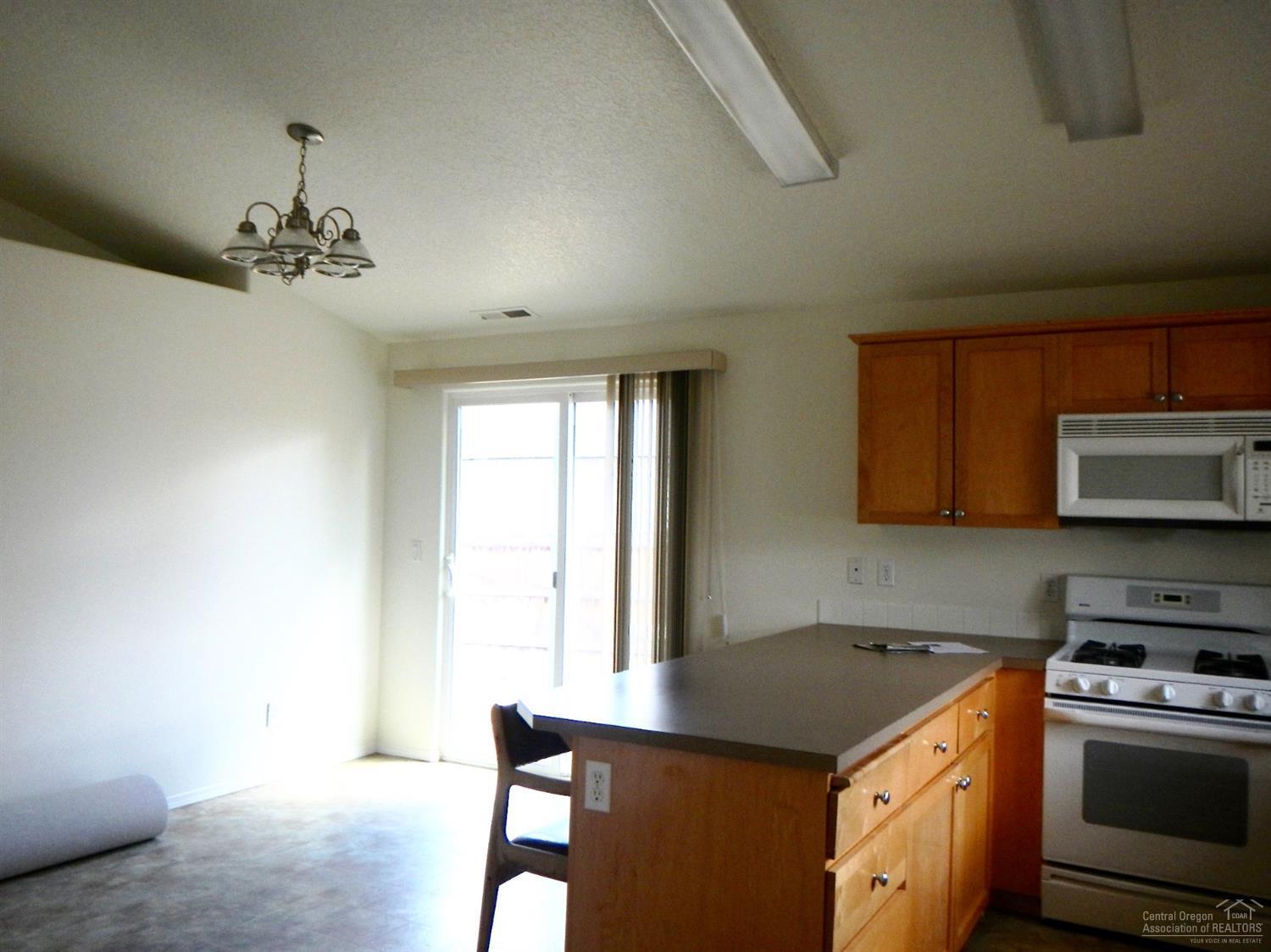 61088 Larkspur Loop Bend, OR 97702 - Photo 12 of 22 Additional Photo