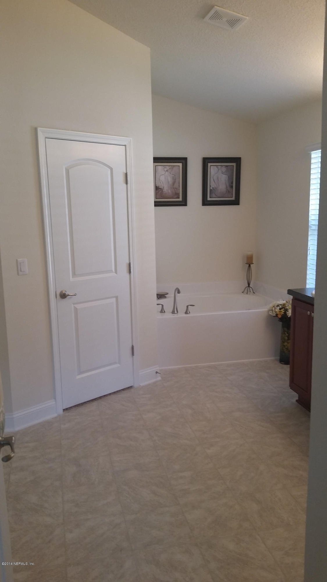 5750 Round Table Road Jacksonville, FL 32254 - Photo 8 of 17 20140728_163341