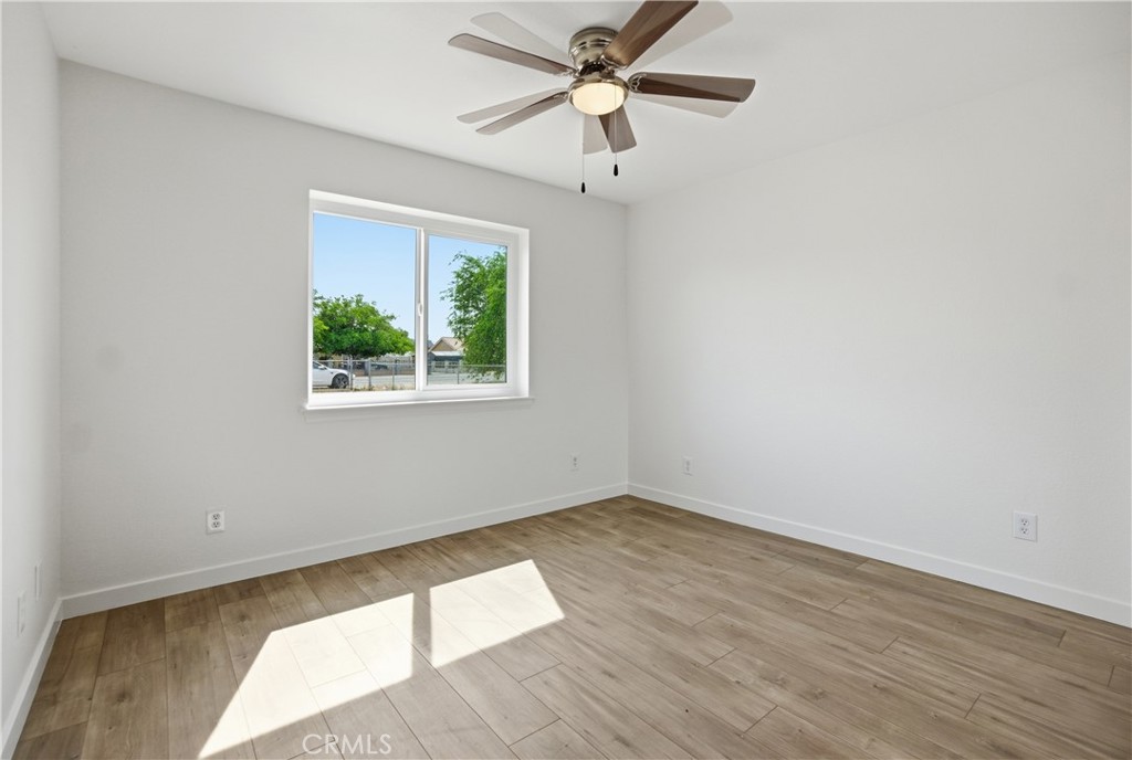 14280 Navajo Road Apple Valley, CA 92307 - Photo 16 of 23