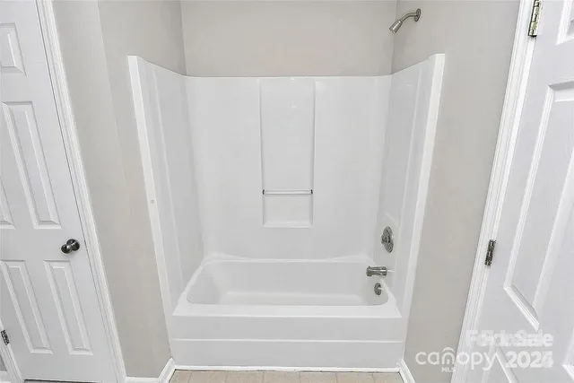 $2,100 | 3737 Kadey Drive, Charlotte, NC 28208