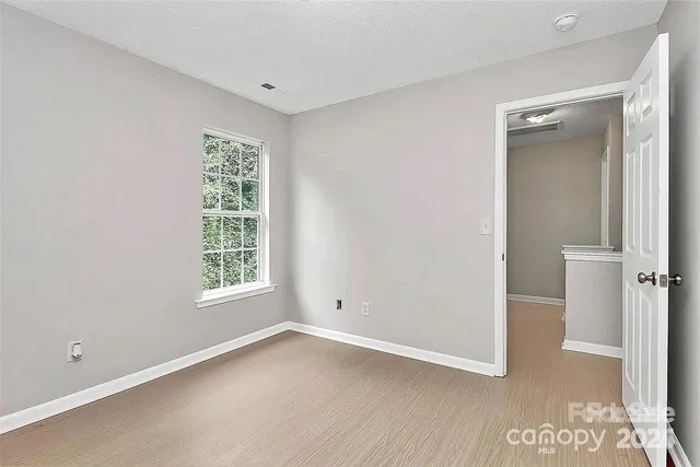 $2,100 | 3737 Kadey Drive, Charlotte, NC 28208