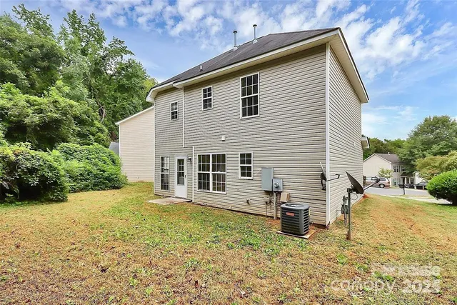 $2,100 | 3737 Kadey Drive, Charlotte, NC 28208