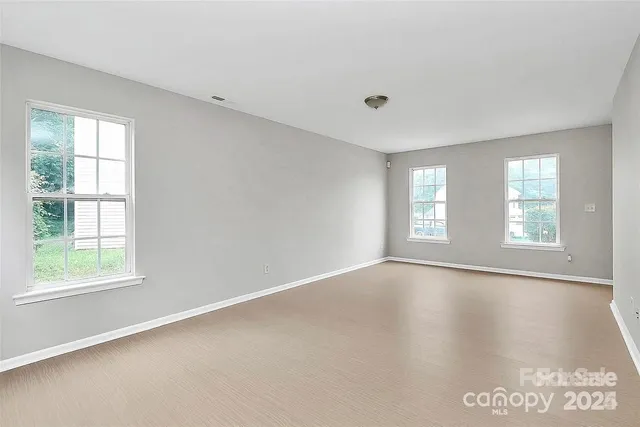 $2,100 | 3737 Kadey Drive, Charlotte, NC 28208