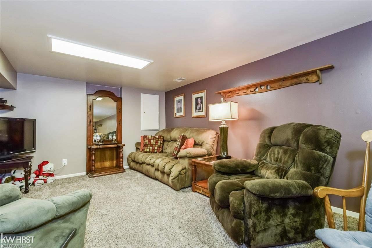 607 Manfred Road Durand, MI 48429 - Photo 18 of 34