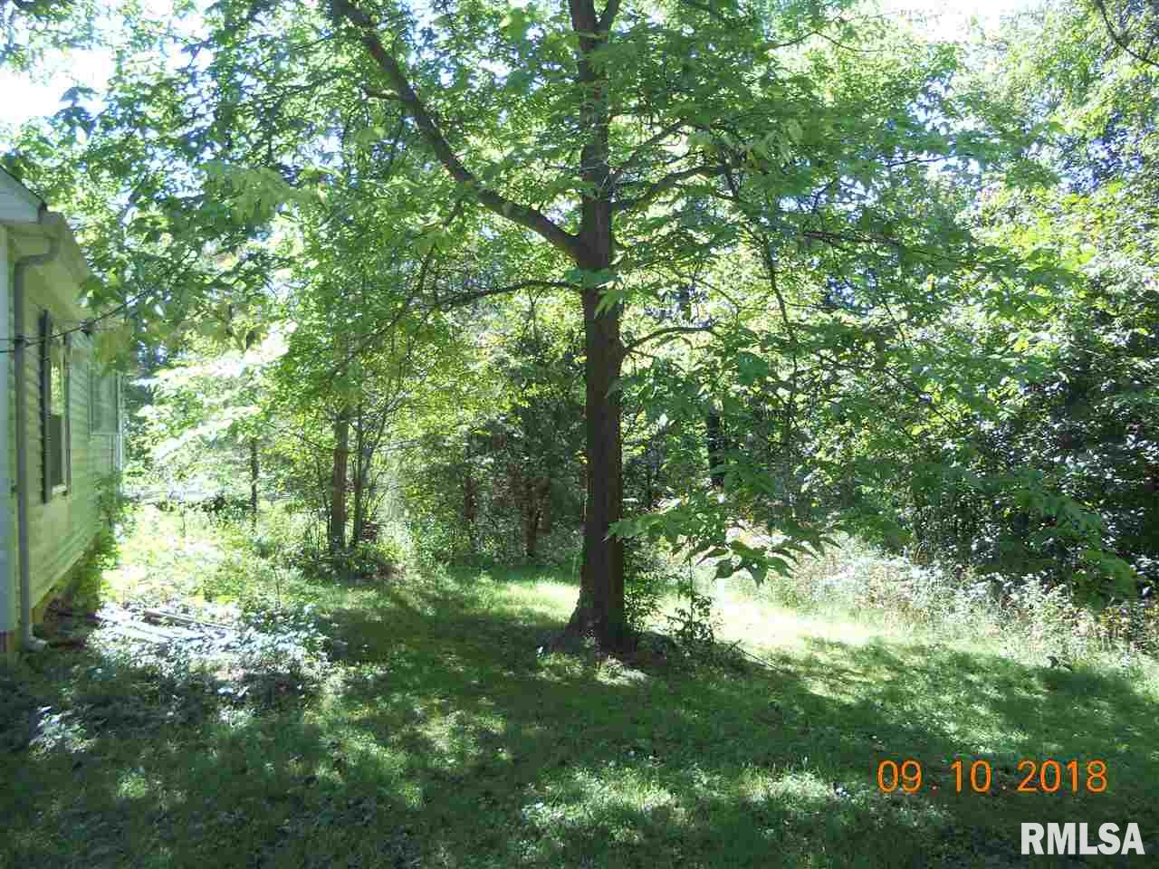 2785 East County Road Tennessee, IL 62374 - Photo 12 of 15 Gallery Image 12