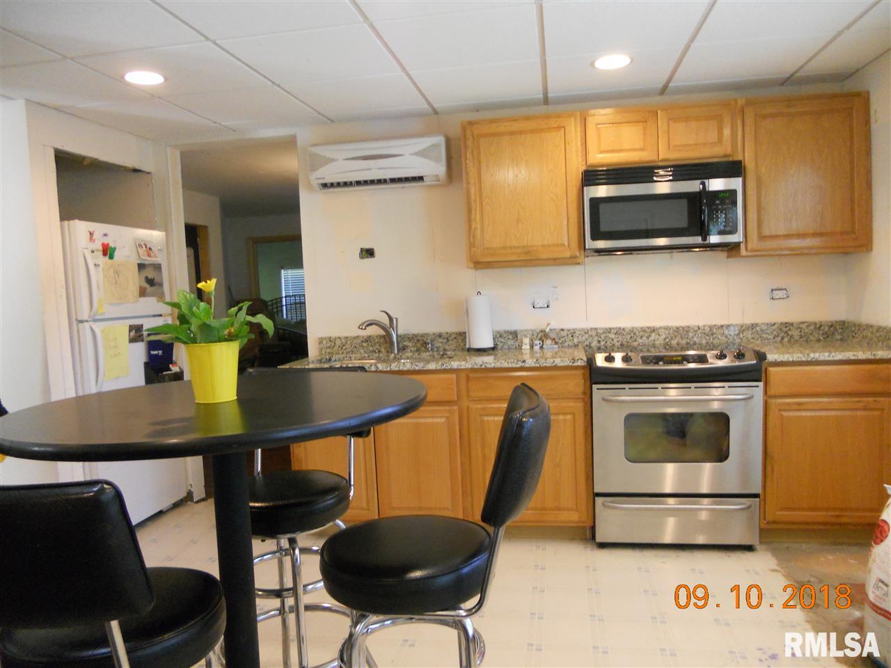 2785 East County Road Tennessee, IL 62374 - Photo 4 of 15 Gallery Image 4