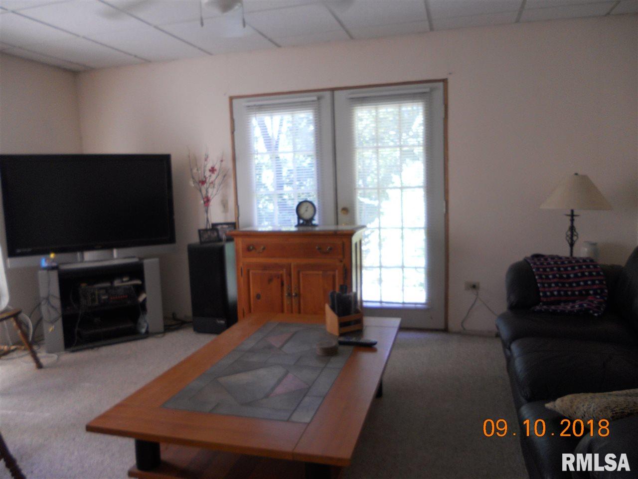 2785 East County Road Tennessee, IL 62374 - Photo 6 of 15 Gallery Image 6