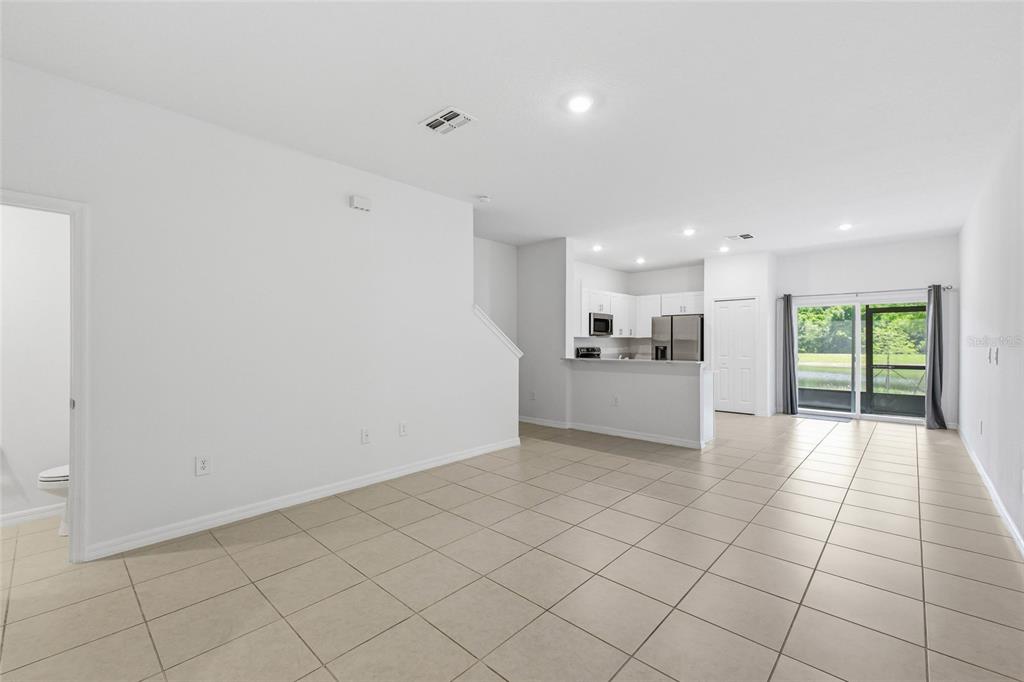 278 27th Street Southeast Ruskin, FL 33570 - Photo 5 of 35