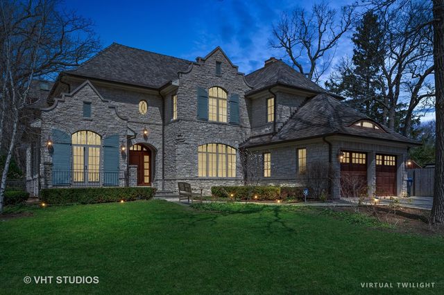 a view of house with a outdoor space