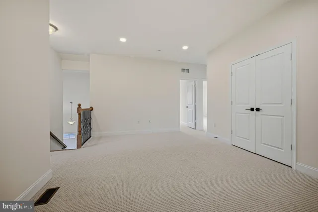 $769,900 | 271 Grove View Drive, Hockessin, DE 19707