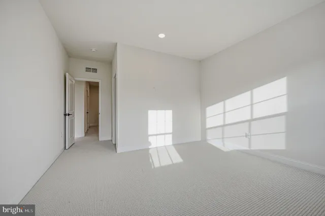 $769,900 | 271 Grove View Drive, Hockessin, DE 19707