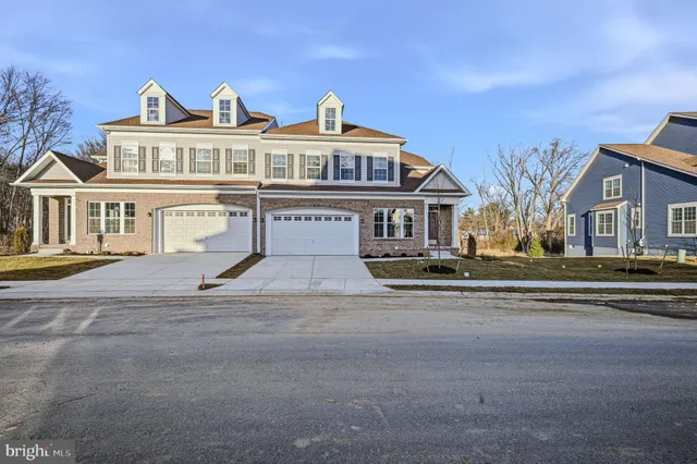 $769,900 | 271 Grove View Drive, Hockessin, DE 19707