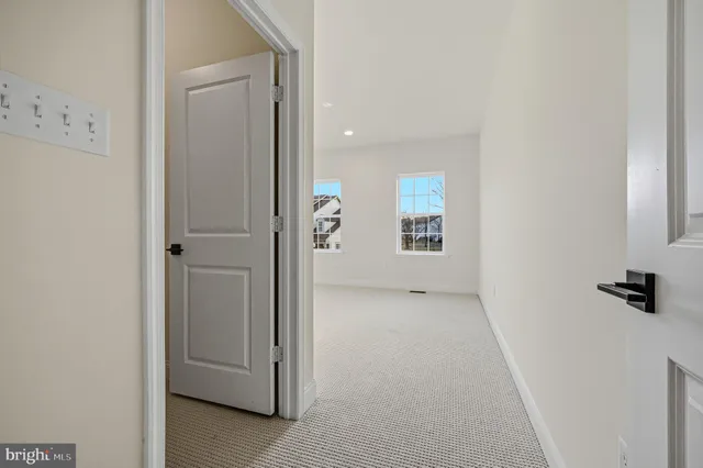 $769,900 | 271 Grove View Drive, Hockessin, DE 19707