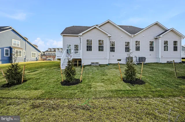 $769,900 | 271 Grove View Drive, Hockessin, DE 19707