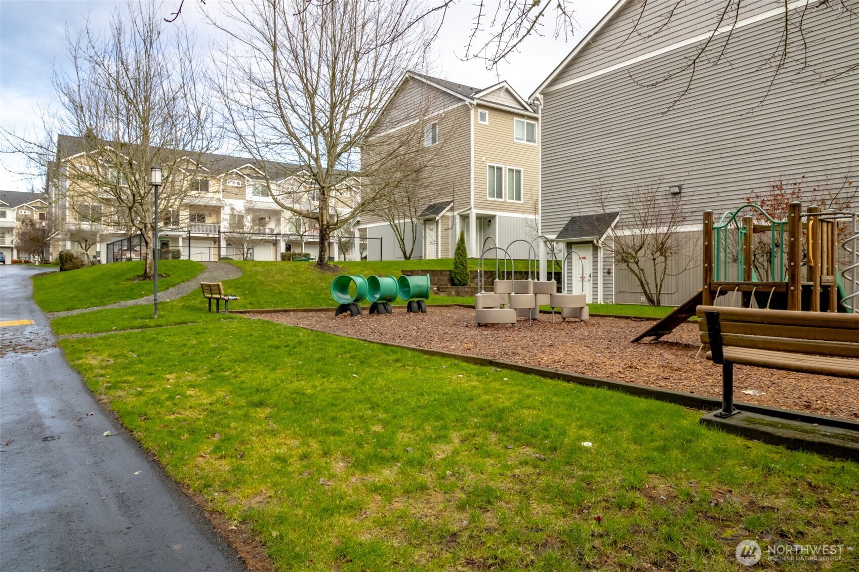 5305 Military Road East, Unit A Tacoma, WA 98446 - Photo 38 of 39